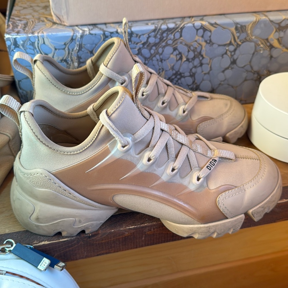 Dior D-Connect Sneakers